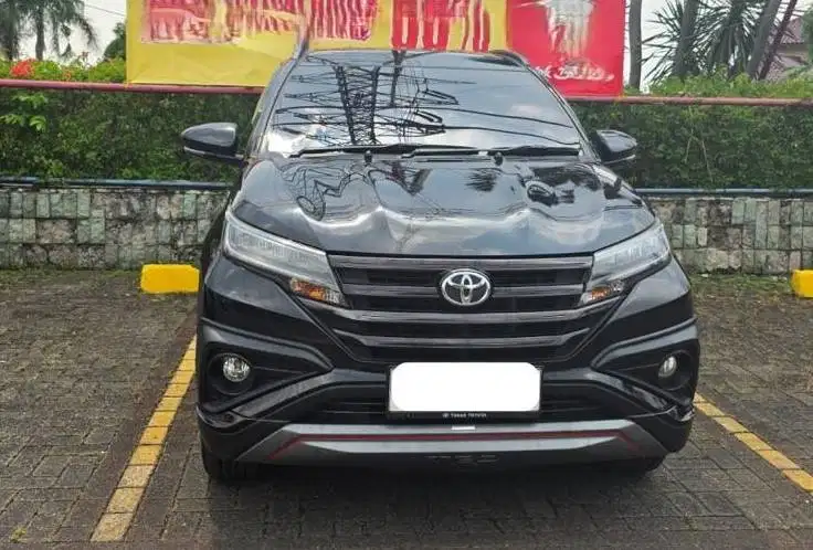 [RARE] Rush TRD 2018 AT Hitam - KM 36rb - Body Ori - Pajak 2026