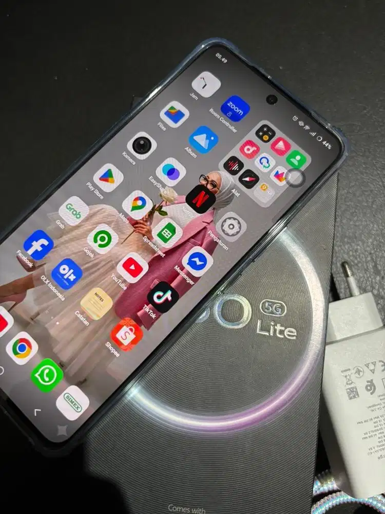 Vivo v50lite 5G 8/256