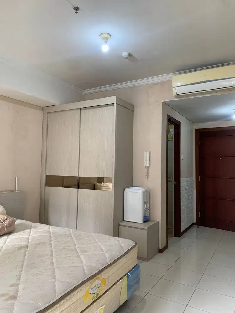 Disewakan studio royal furnished