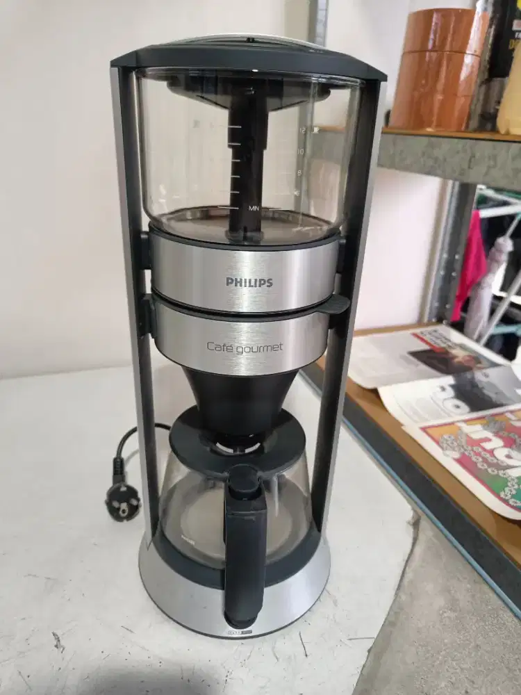 dijual 2.2 mesin pembuat kopi Philips HD5410.