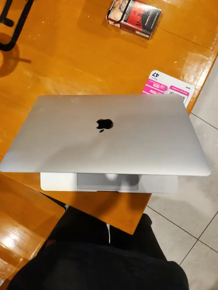 Macbook pro 2017 256gb