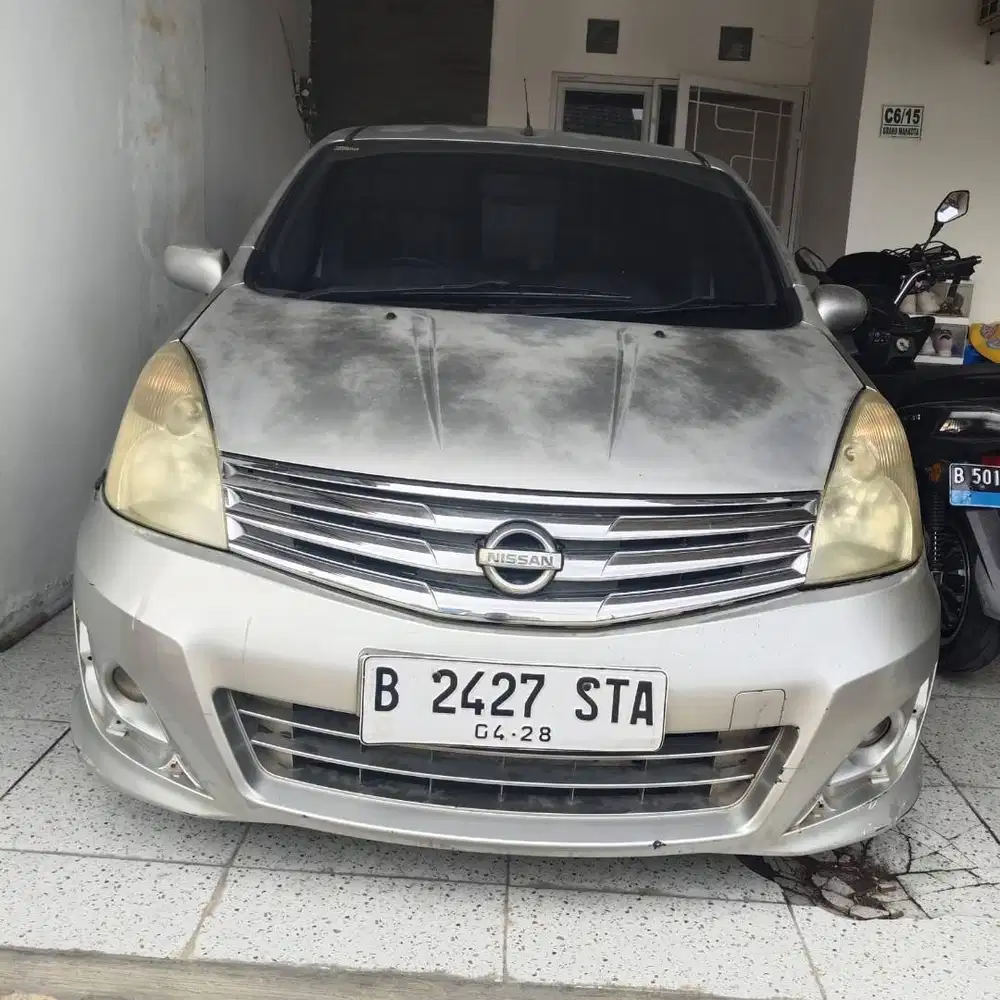 Jual Nissan Livina 2008