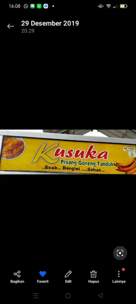 Wanita atau pria pengalaman