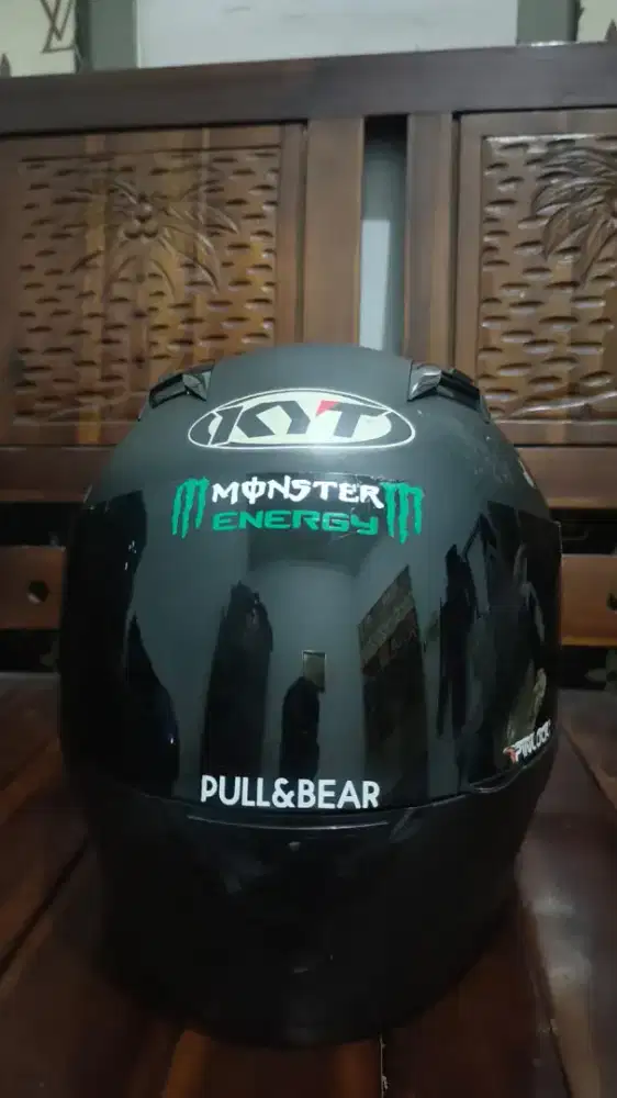 Helm KYT full face black