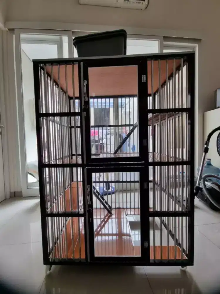 Kandang alumunium 2 tingkat