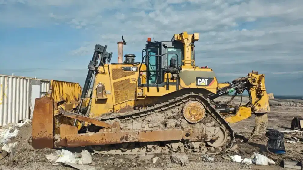 Dozer CAT D9T 2019
di Banjarmasin