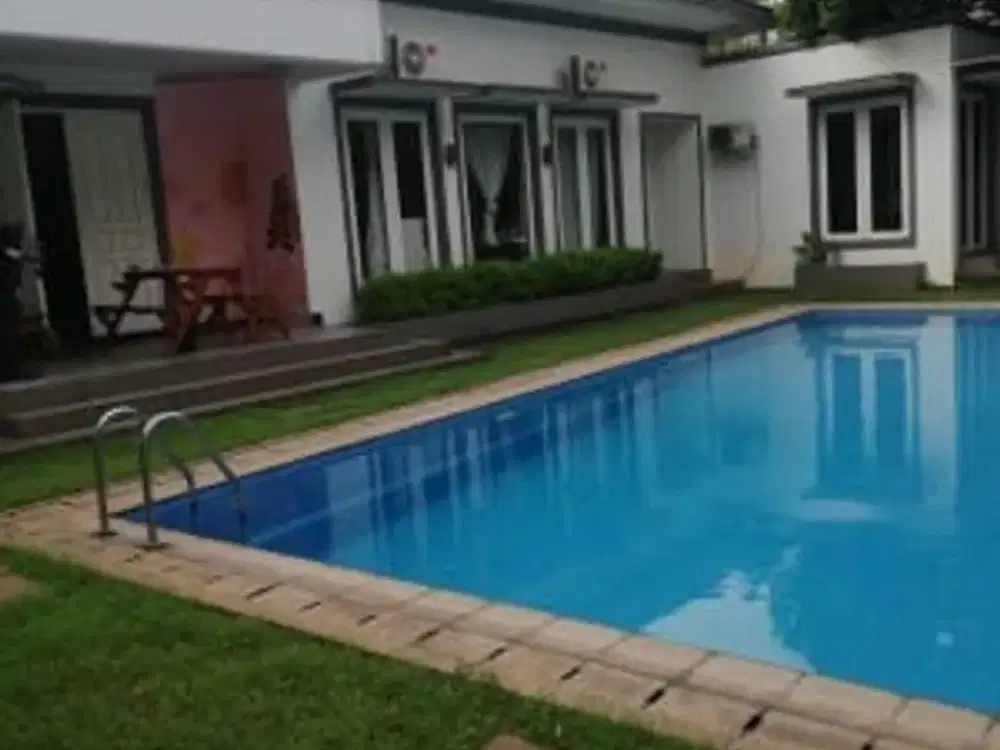 Dijual Rumah Exclusive 1 lantai di Kemang Jakarta Selatan