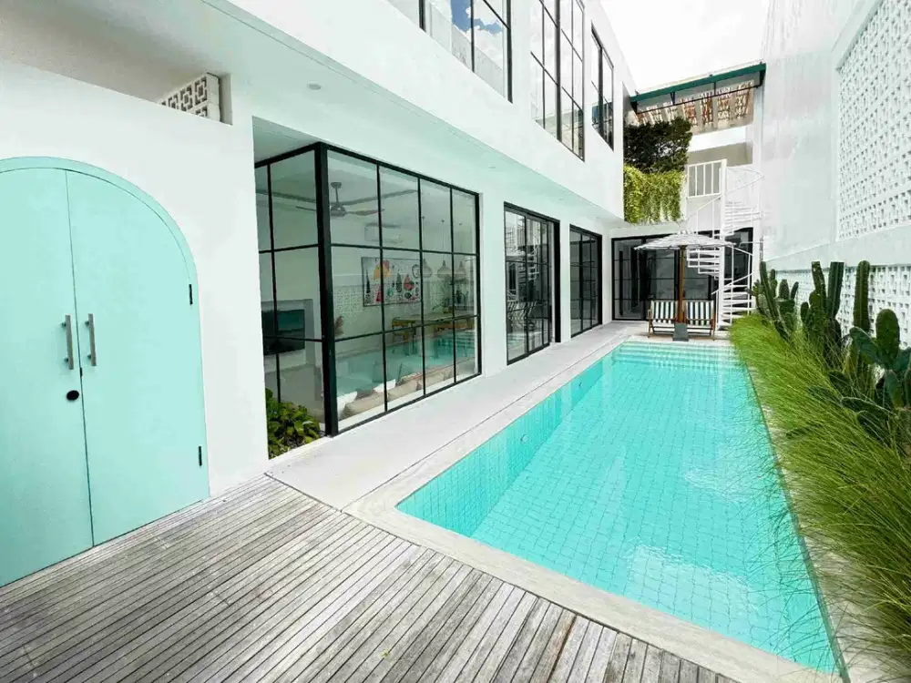 Villa Baru 3BR Hanya 7 mnt ke Pantai di Pererenan Bali