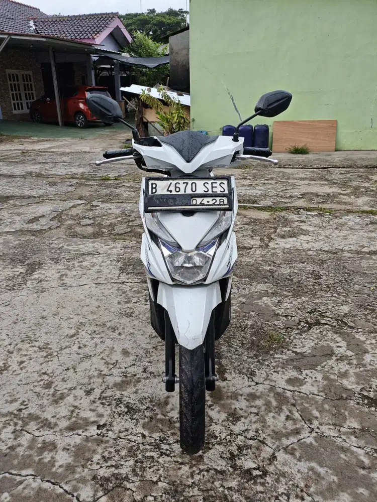 For sale .. honda beat putih 2018