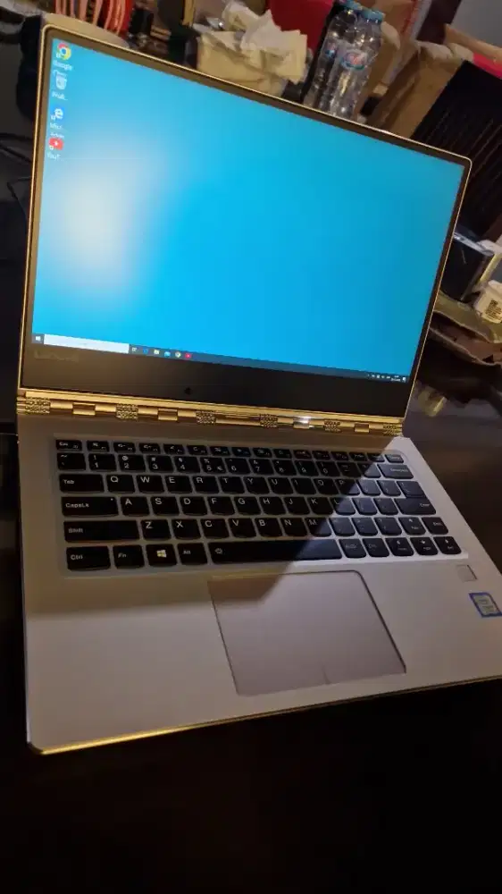 Lenovo Yoga 910