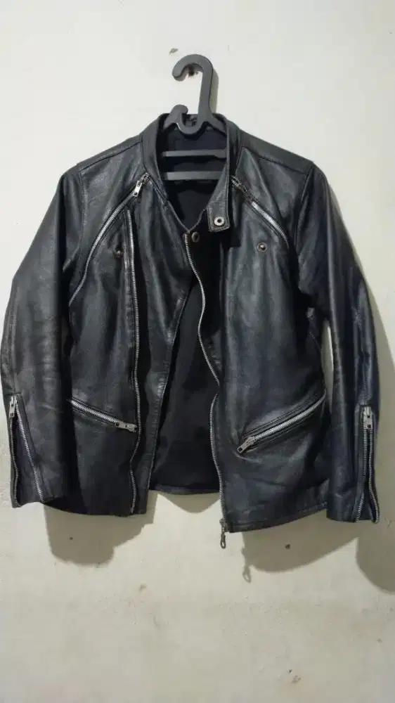 Jaket kulit asli