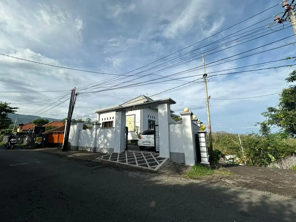 Disewakan Rumah/Villa