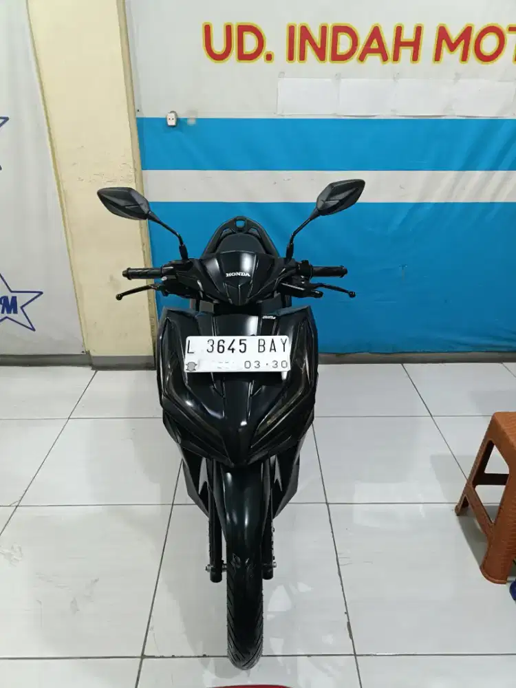 Hitam doff HONDA VARIO 125 ESP CBS ISS EXCLSV FI ECO 2025 LIKE NEW
