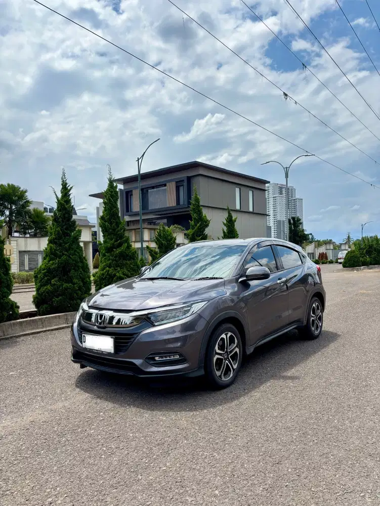 Honda HRV SE 2018 Facelift Istimewa 2019 HR-V 2017 CVT AT