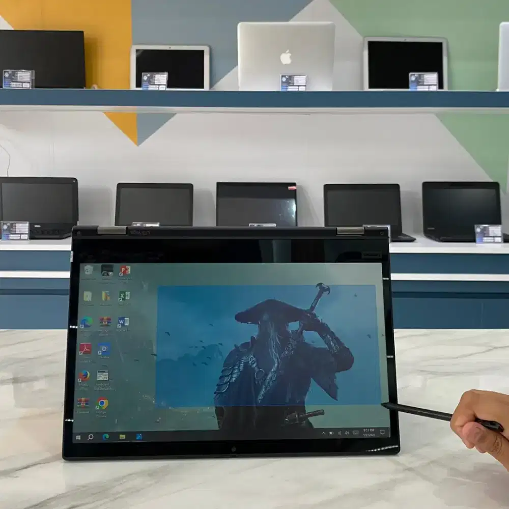 JUAL LAPTOP 1JUTAAN TS360 BOSA BUAT DESAIN MERK LENOVO