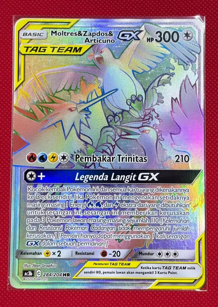Pokemon card Moltres & Zapdos & Articuno GX HR – 284/204
