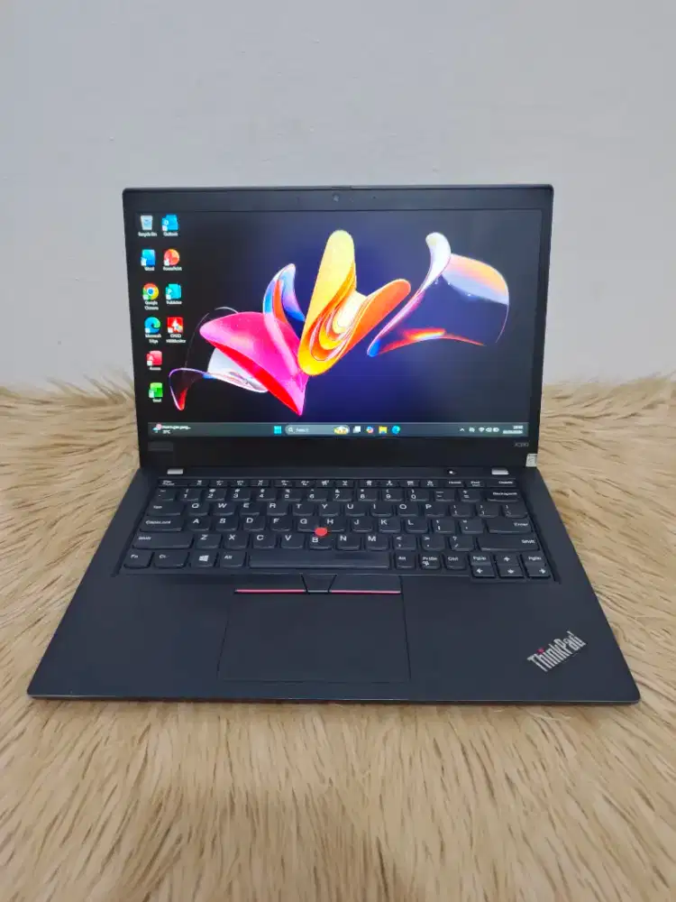 Lenovo Thinkpad X390 Core i5 Gen 8 Ram 16 Ssd 256