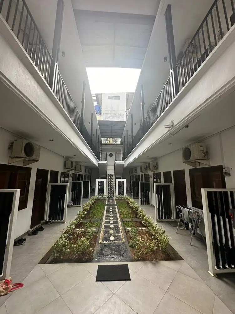 Dijual Kost 24 Kamar Berikut Laundry
