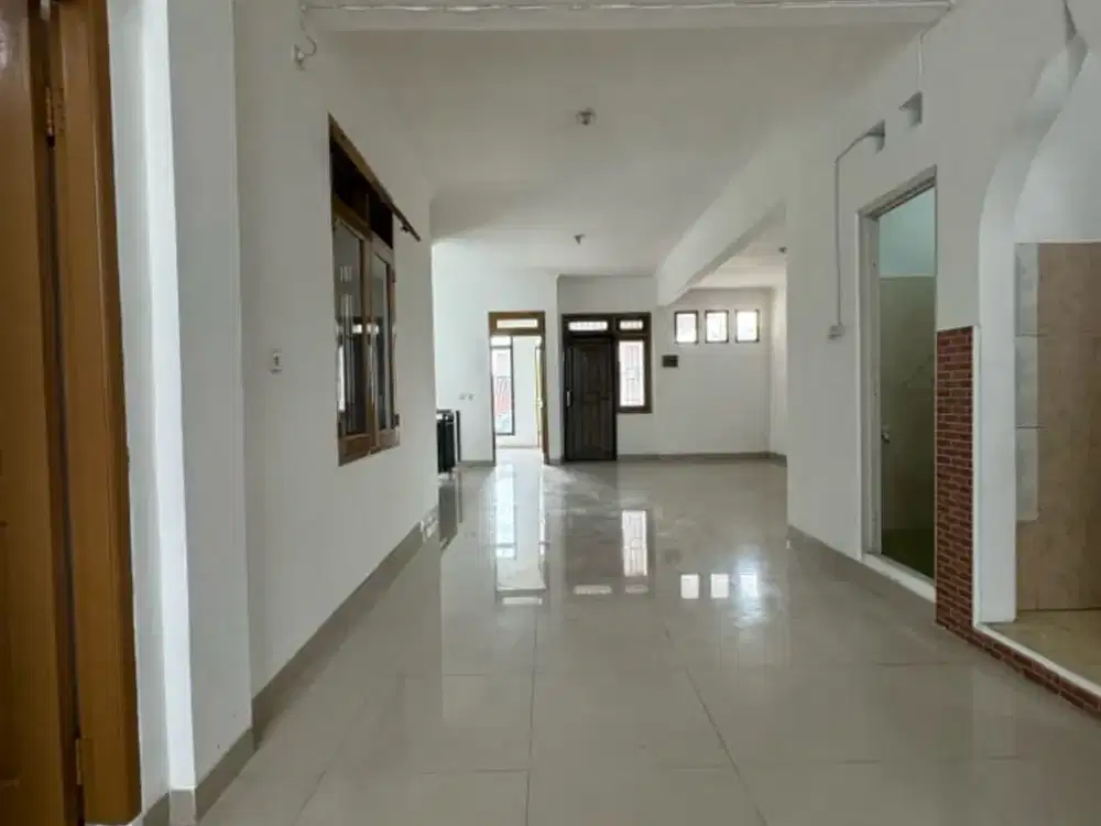 Rumah Dengan Semi Furnished Siap Huni Di Metland Menteng Cakung Jakarta Timur