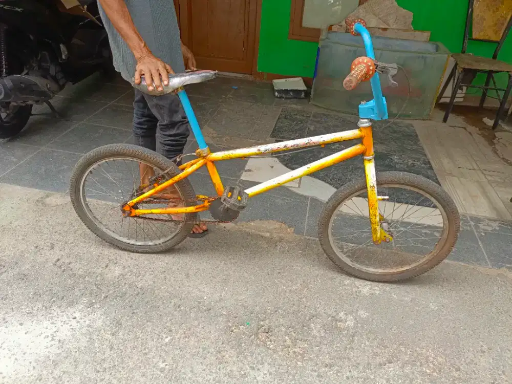 Sepeda BMX murce