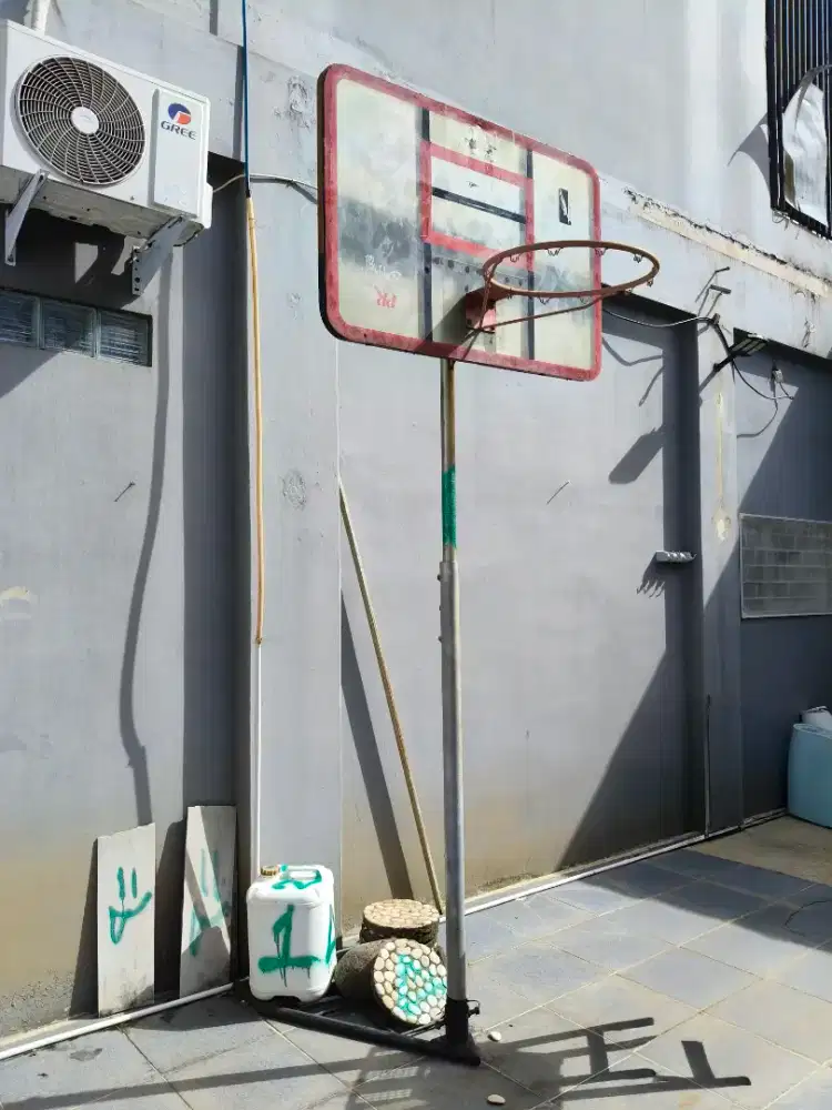 Tiang Basket Ball