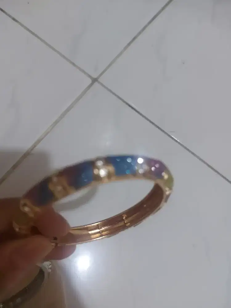 Gelang arab warna