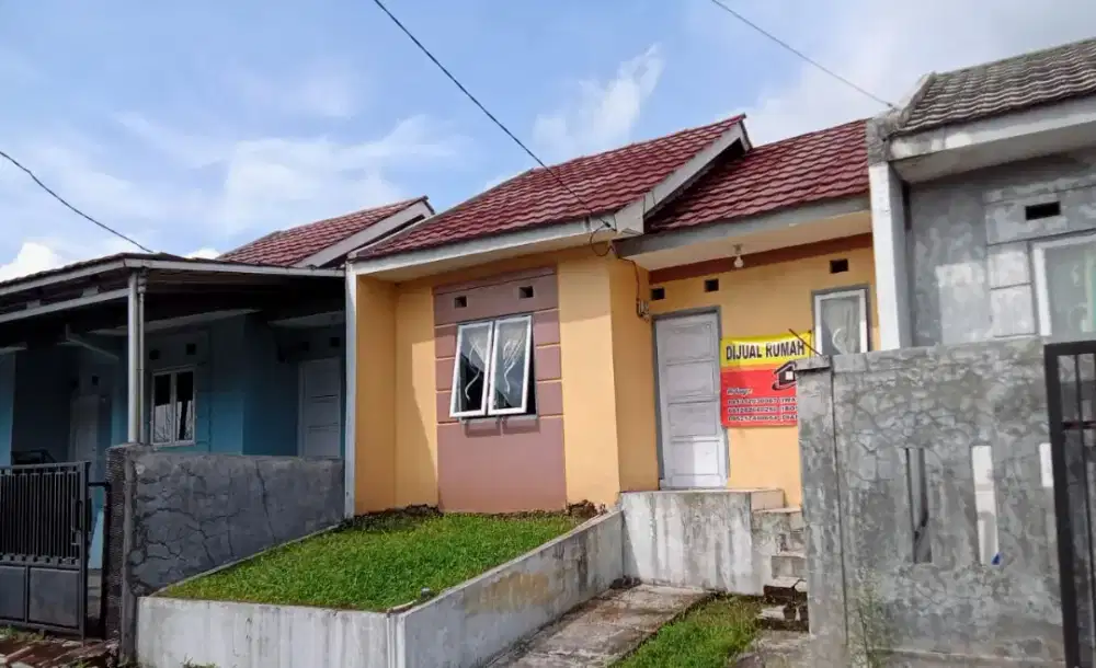 Rumah singgah, kebun teh luas hanya 3 menit jalan kaki