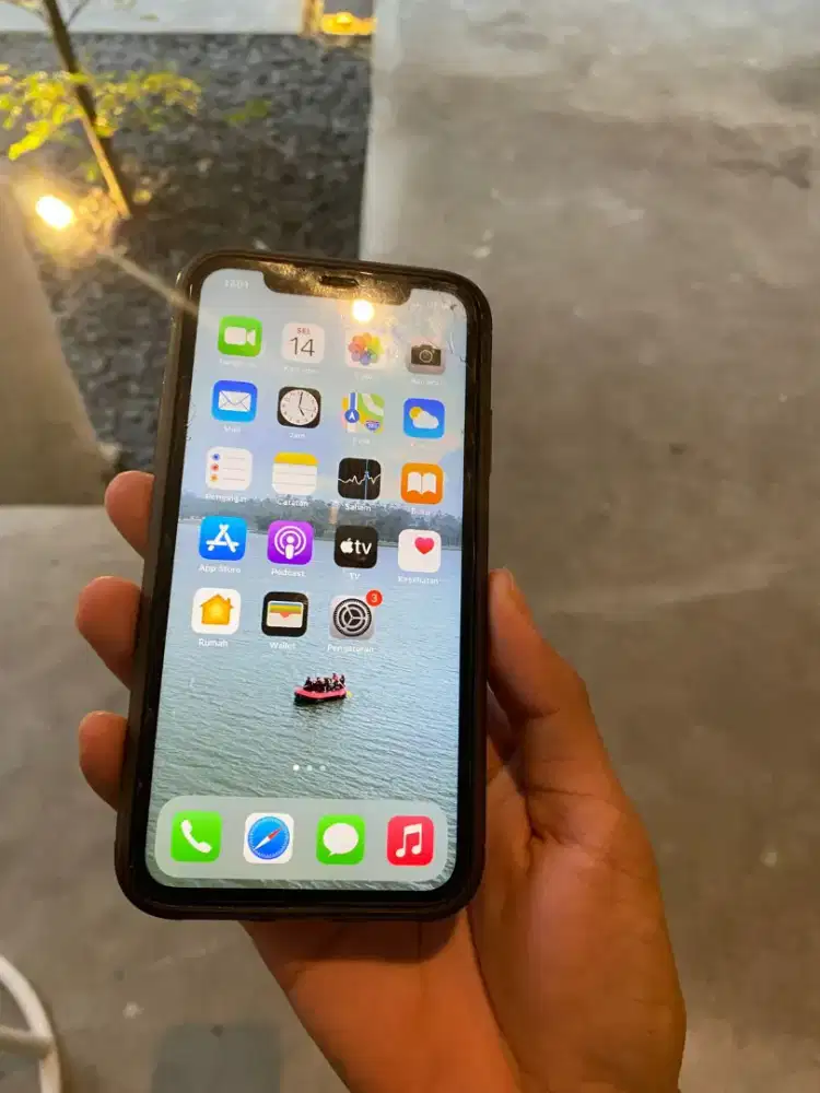 iPhone xr ex ibox