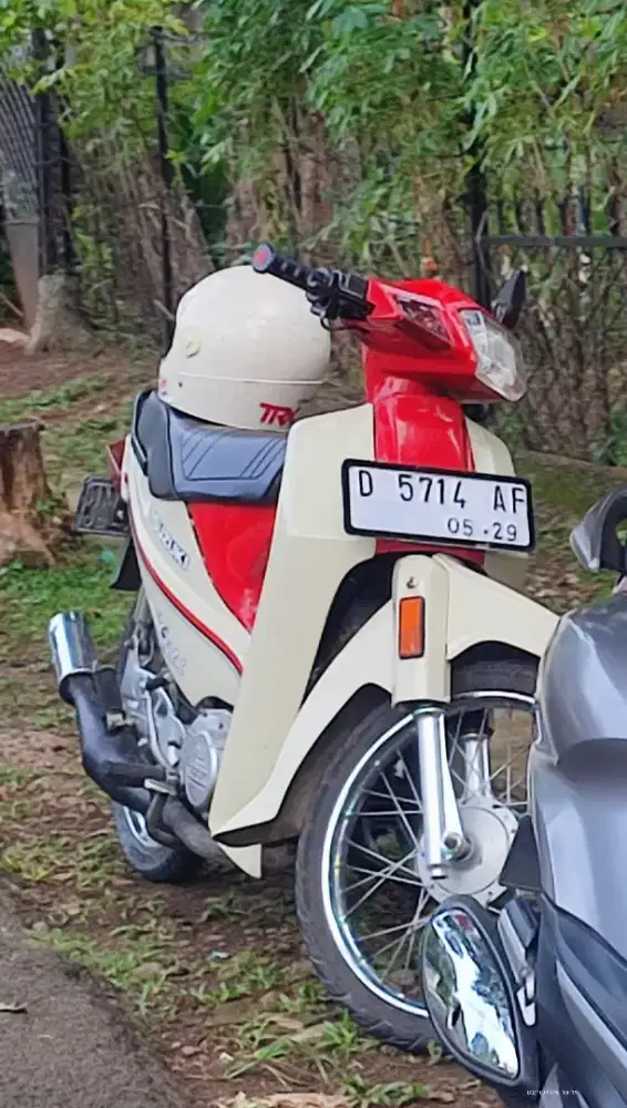 motor suzuki crystal