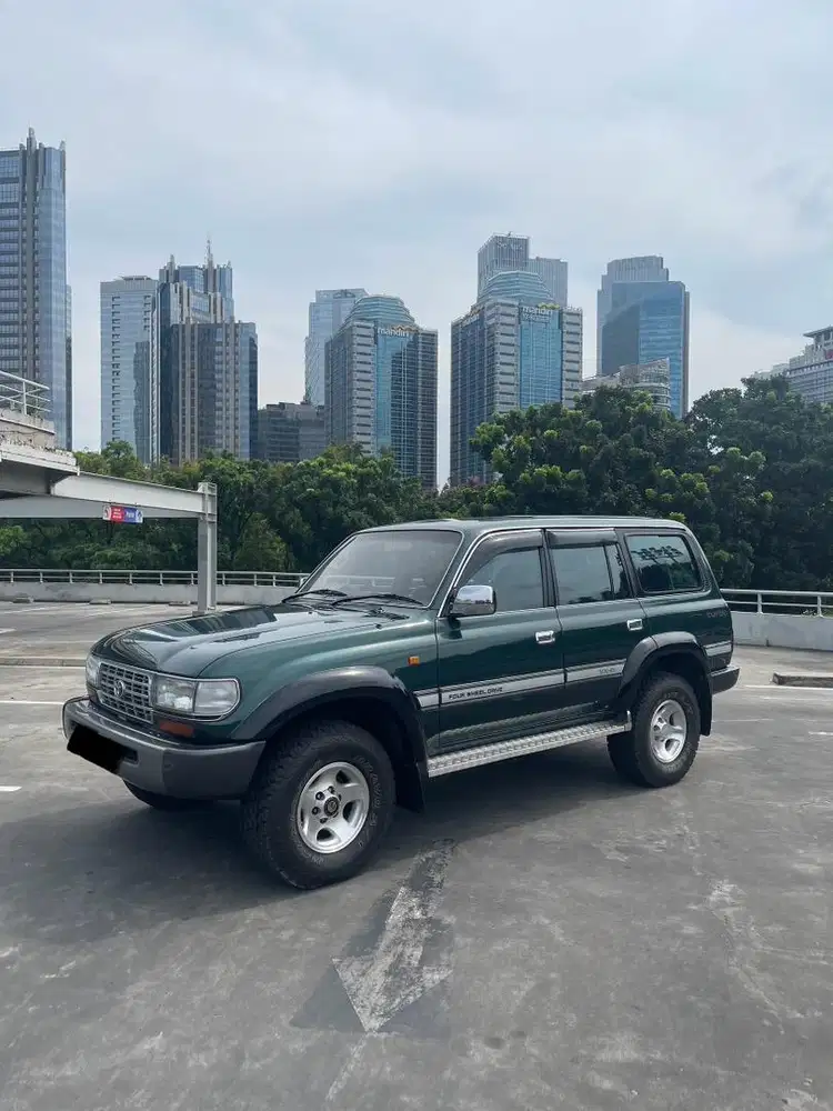 LAND CRUISER VXR-80 1997