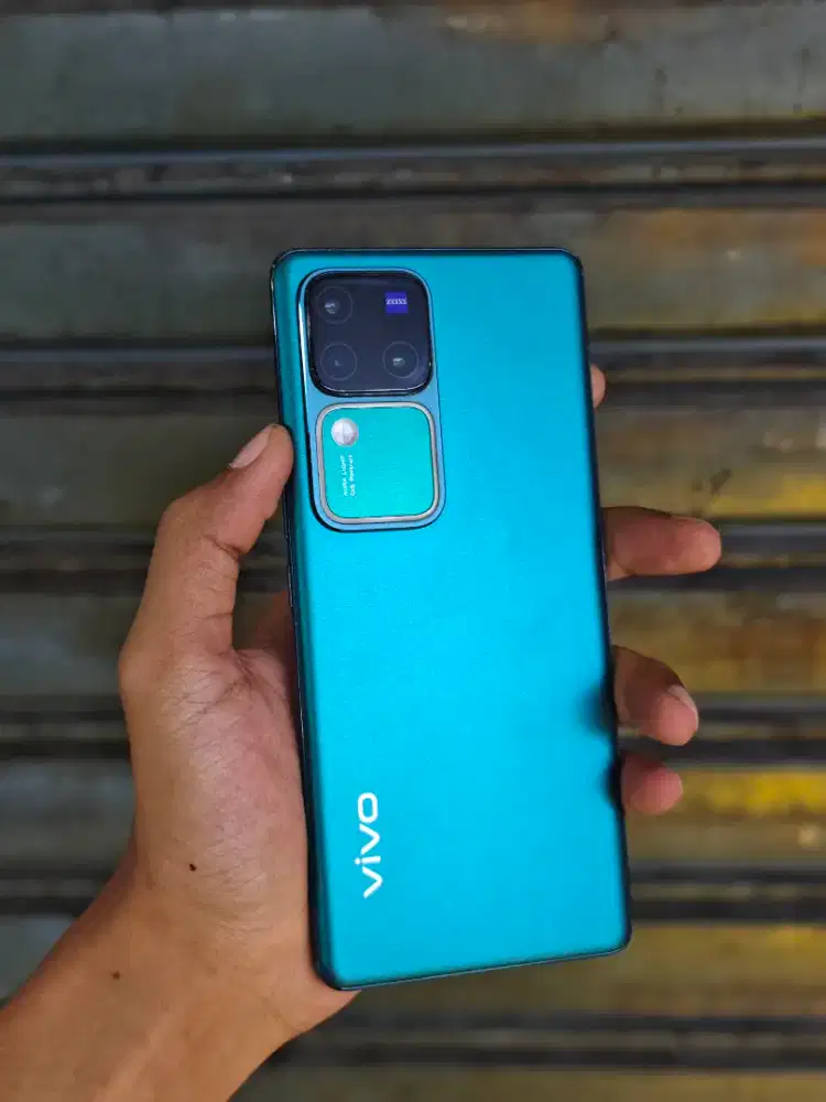 Vivo v30 pro 5G 12/512 fullset ori