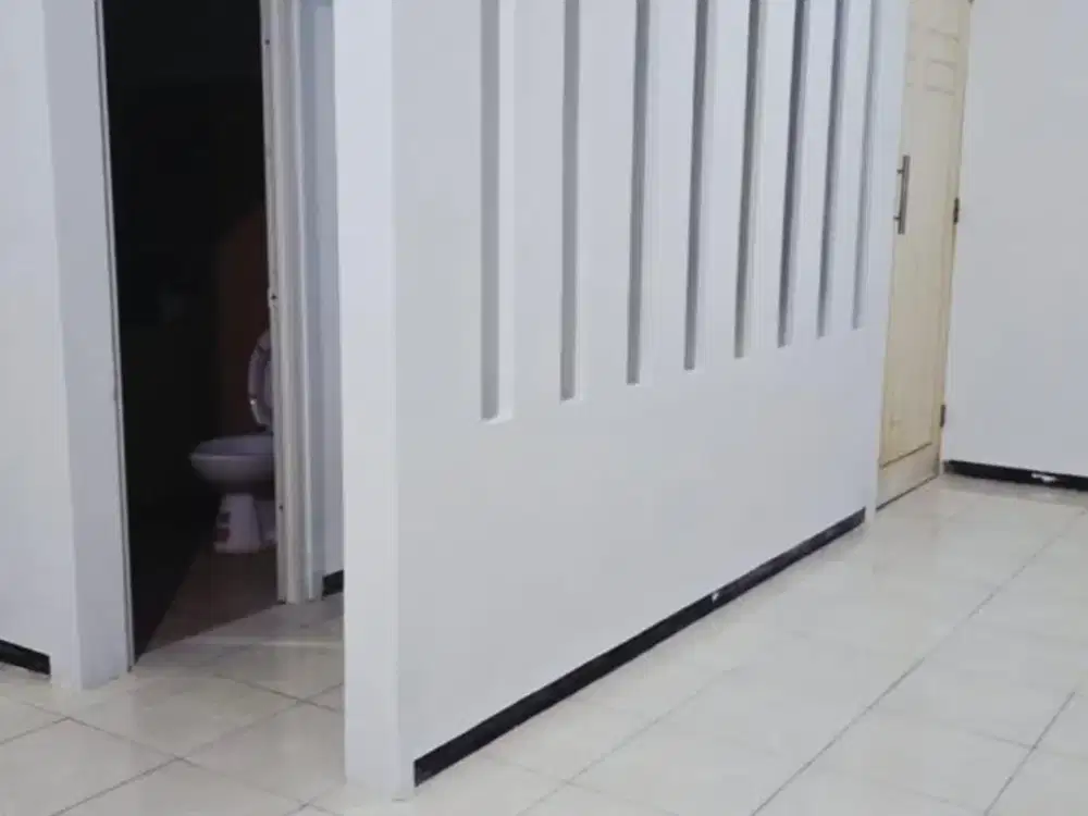 Disewakan Rumah 2 Lantai Grand Semanggi Residence Mangrove, Wonorejo Rungkit Surabaya