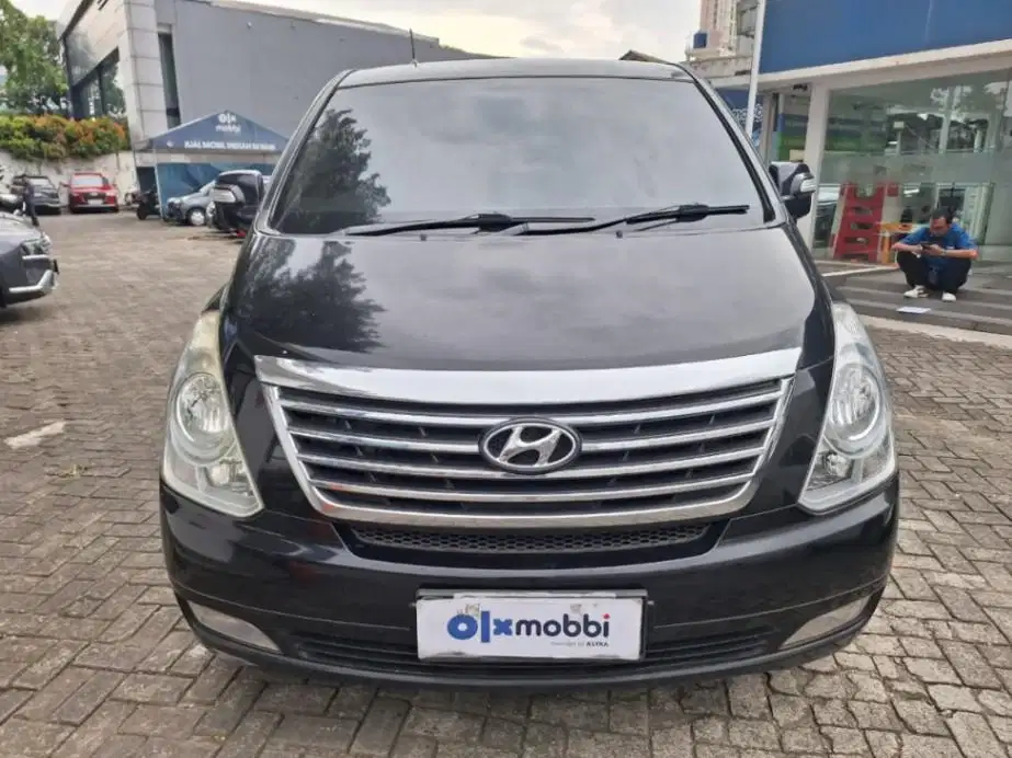 LOW DP Hyundai H-1 2.4 Bensin-AT 2011 BOF