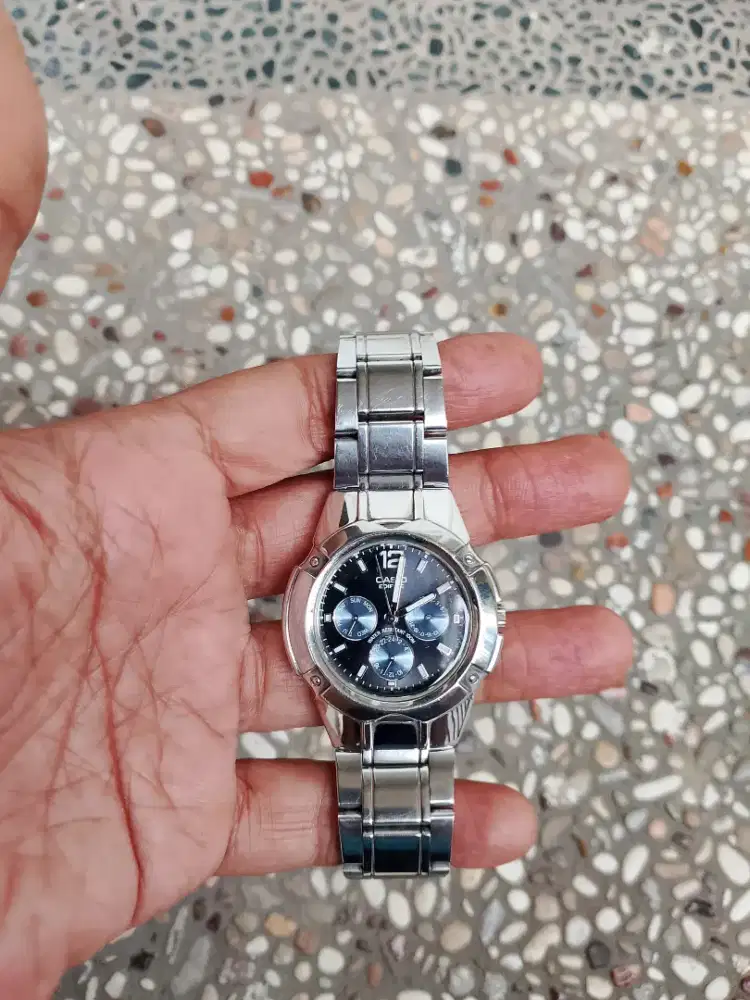 Jam Casio edifice second