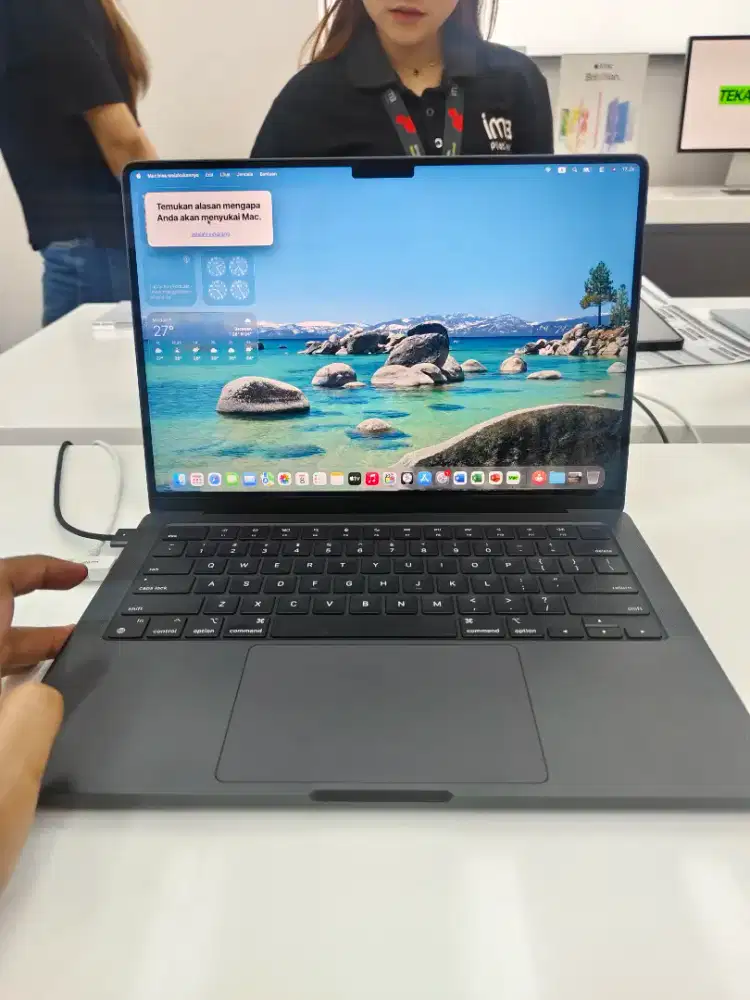 Macbook pro M5 14 inci