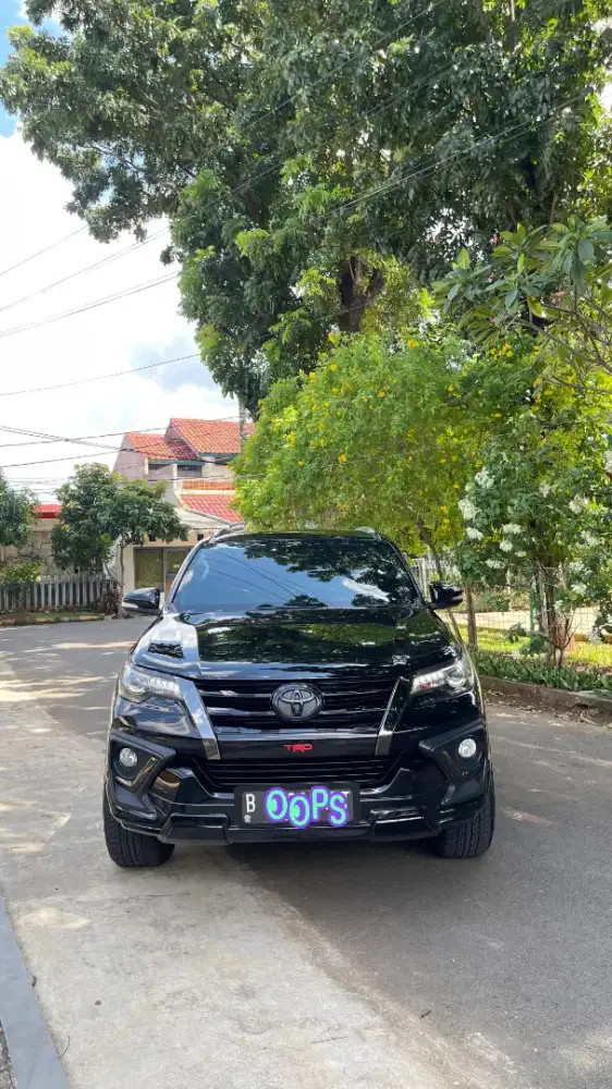 TOYOTA FORTUNER VRZ 2016