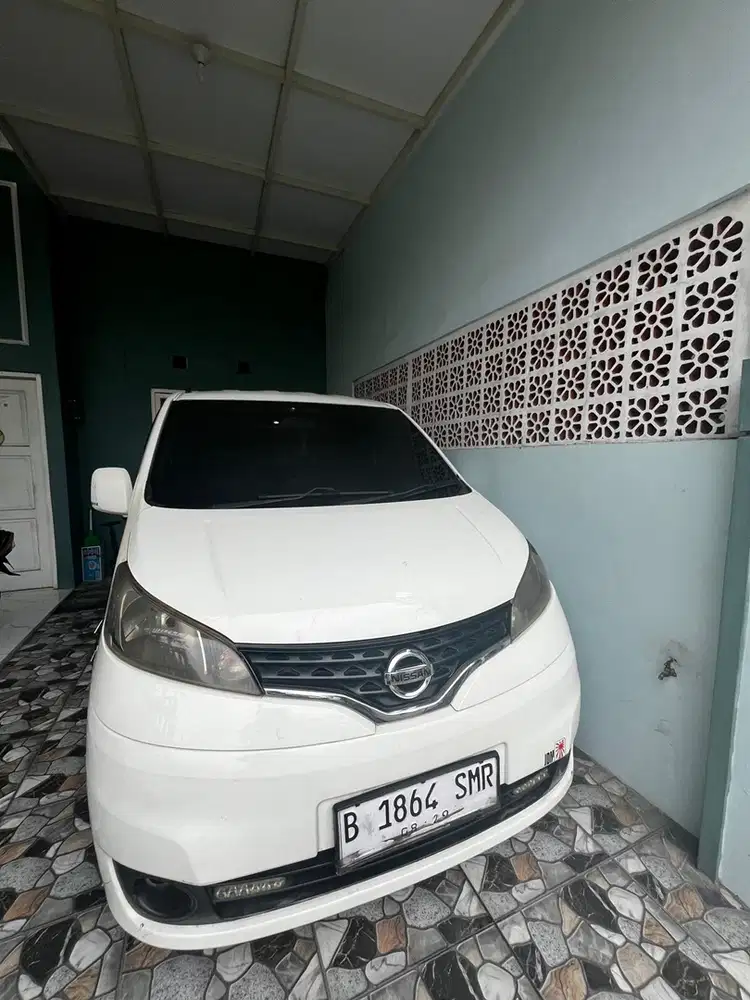 Nissan Evalia 2012 Bensin