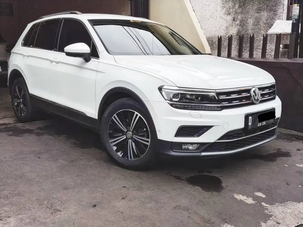 VW Tiguan CBU odo 24rb new a like