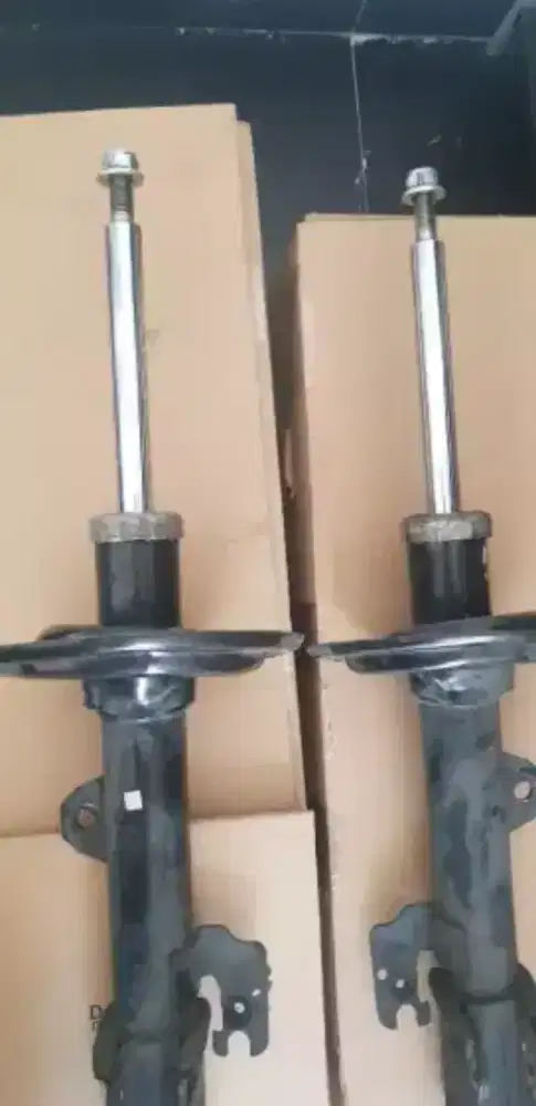 shock depan avanza lama 2004/2011