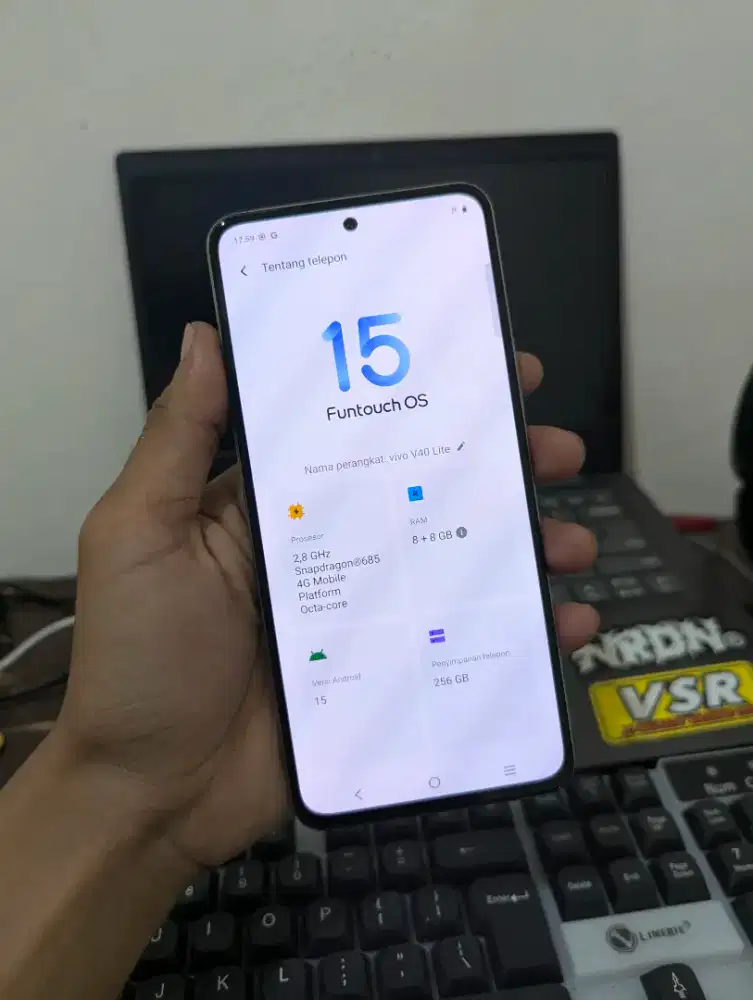 Vivo v40lite 8/256