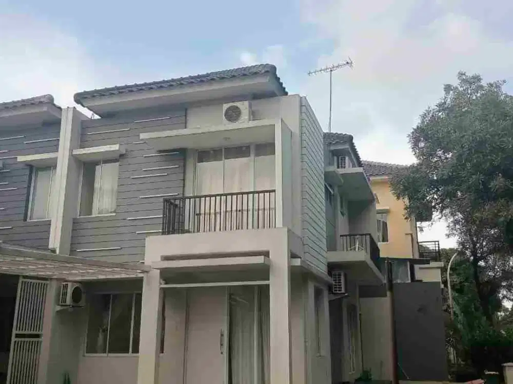 Disewakan rumah LT 150 LB 100 hook cluster grand galaxy KT 3 KM 3 ada 4 AC