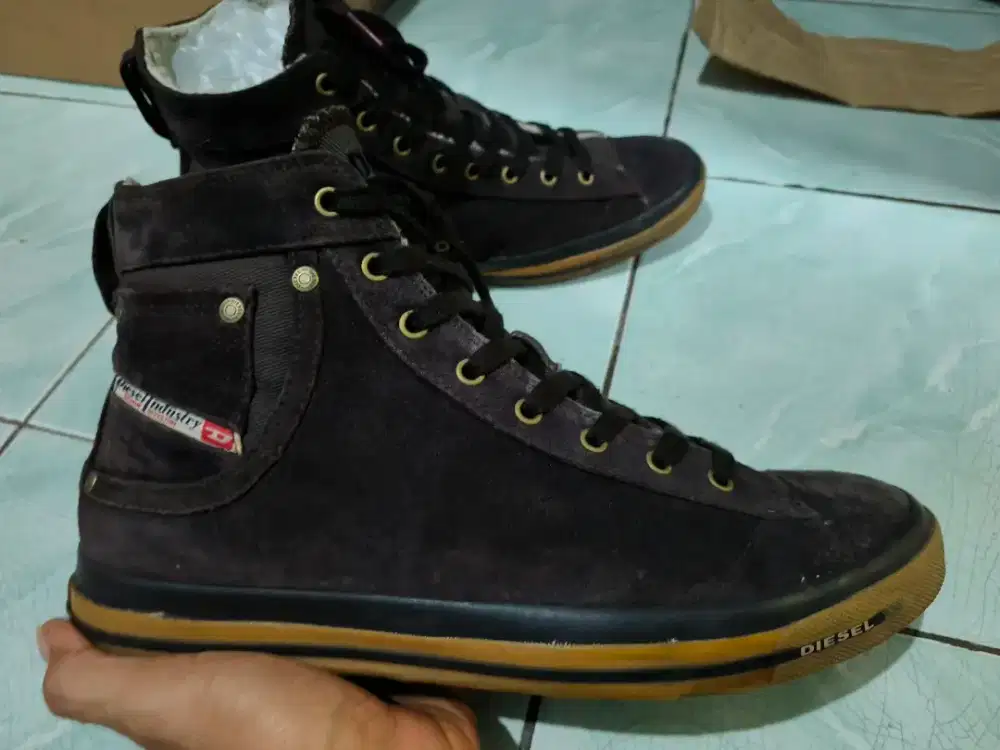 Sepatu Diesel Industry size 45 bukan Timberland Caterpillar Bally