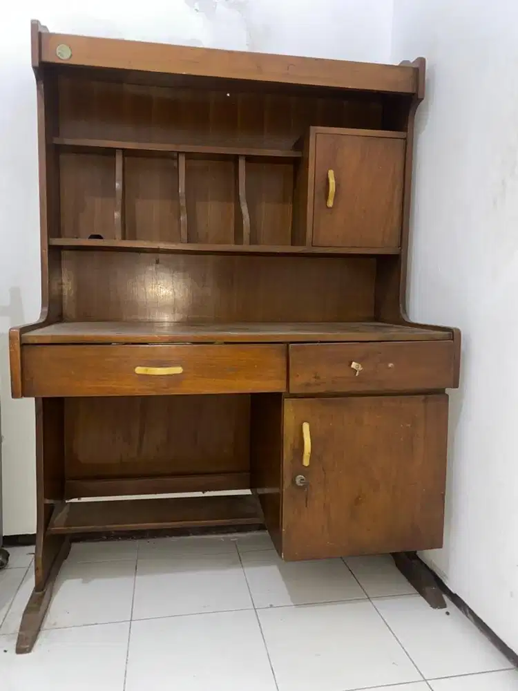Meja belajar kayu jati