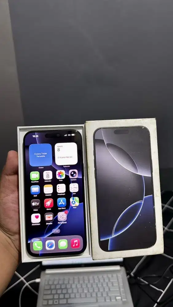 Iphone 16 promax 256gb black titanium