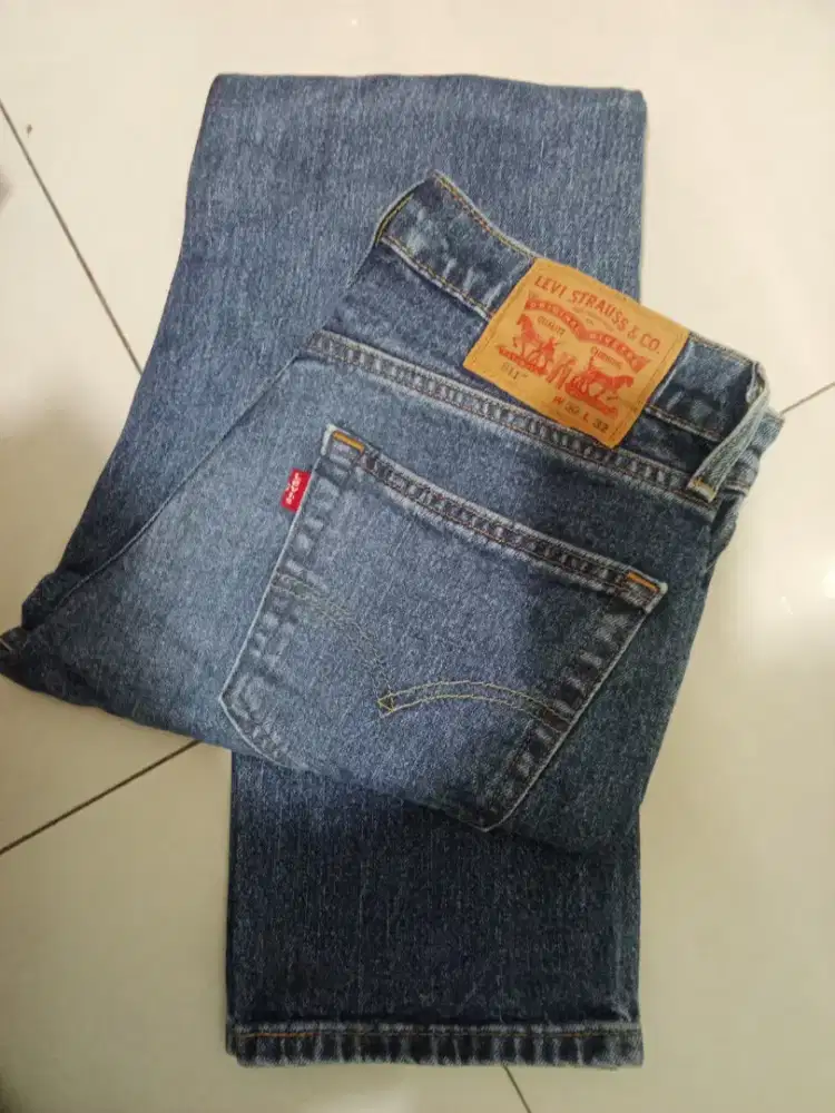 Levis original 511 size w 30 L 32