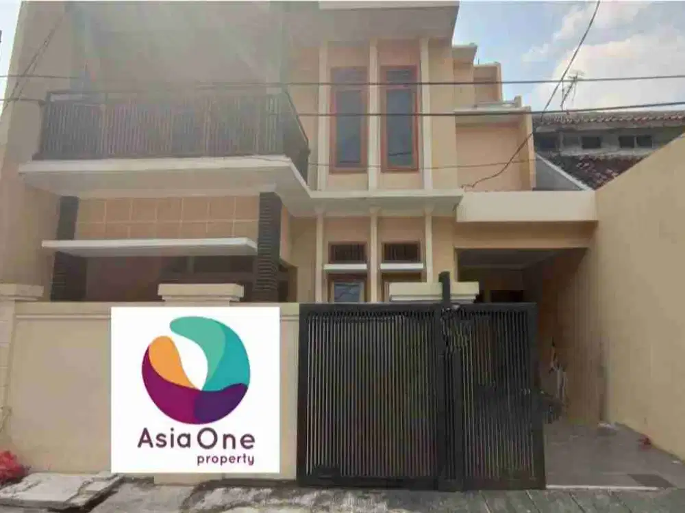 Disewakan Rumah 2 lantai semi furnished di Kampung Ambon Jakarta Timur