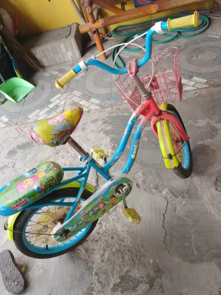 Sepeda anak 16 inch merk Genio