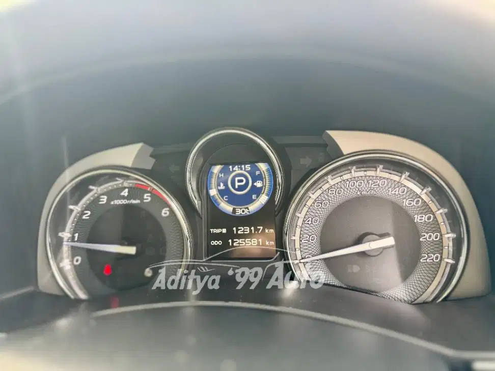 SUPER APIK MULUS! ISUZU MUX MU-X PREMIER 2019/2018 AT SOLAR DIESEL