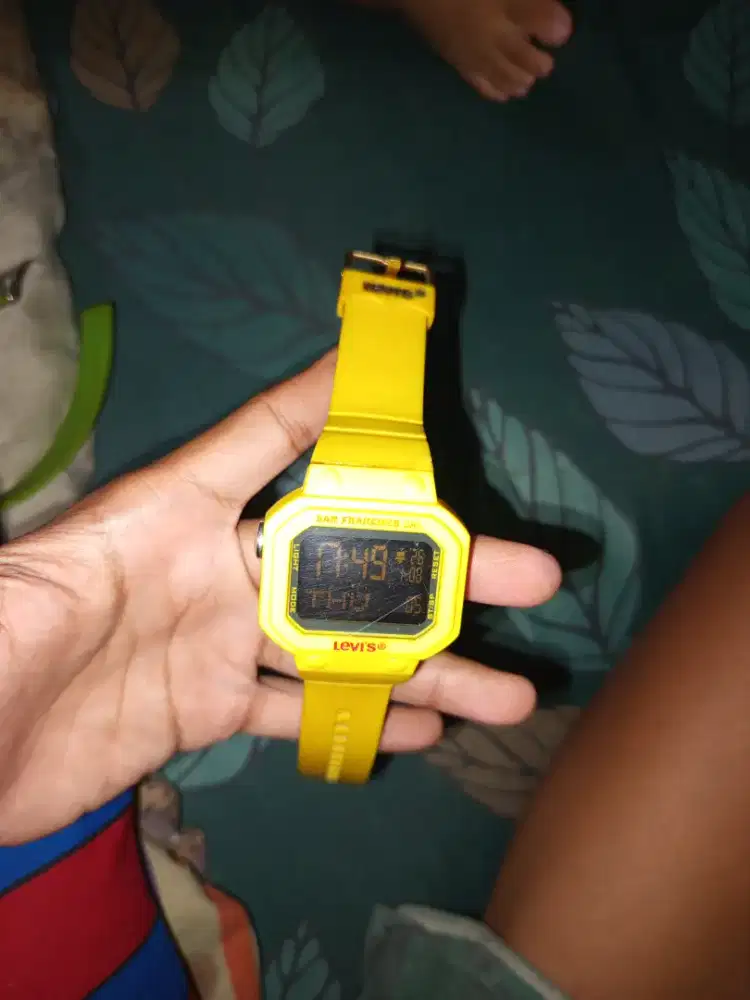 Jam levis levi's casio gshock