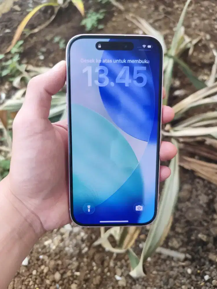 iPhone 15 128 Second Like New!